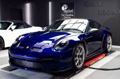 Film de protection XPEL sur Porsche 911 992 chez Gloss Obsession