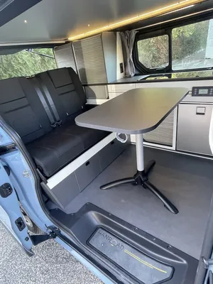 VAN 4 PLACES CARTE GRISE