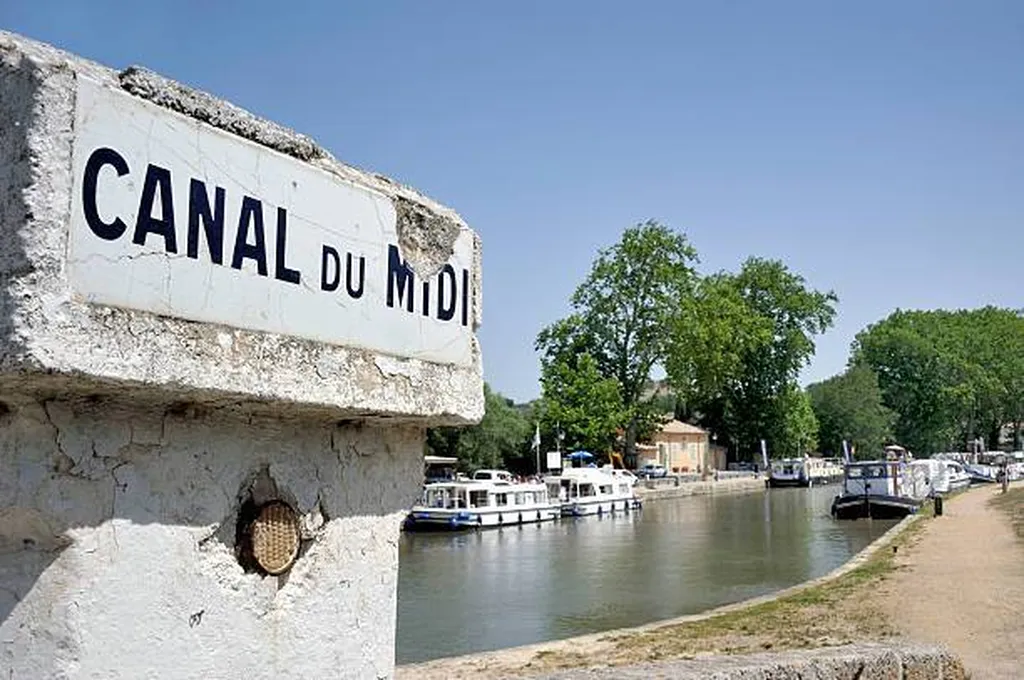 Canal du midi à 800m de la mer méditerranée