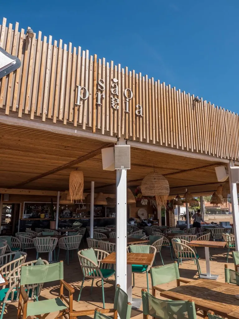Installation sonorisation au restaurant le SAO PRAIA à Hyères Var 83