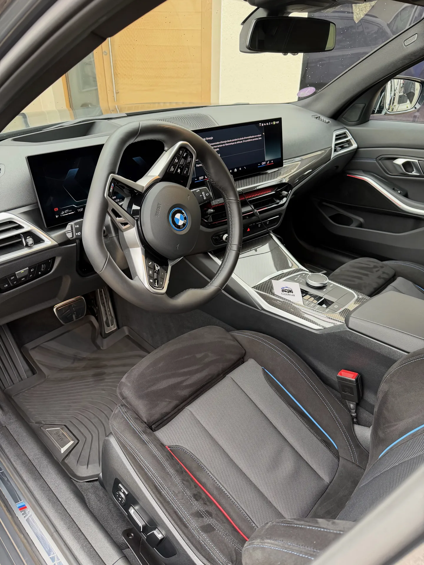 Nettoyage intérieur BMW 340d à Andrézieux-Bouthéon