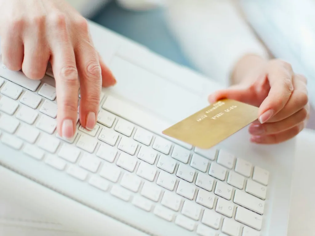 Tous vos paiements Livr'Express® sécurisés et sans contact  CB-VISA-MASTERCARD-PAYPAL