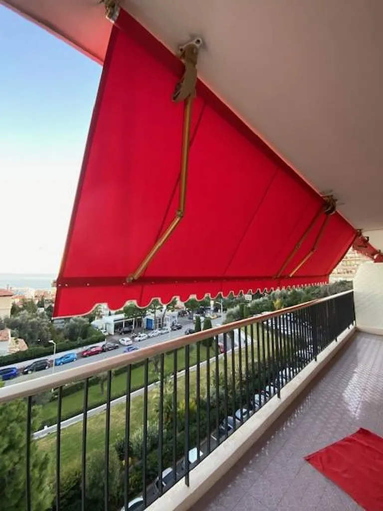 Store banne NICE (06)