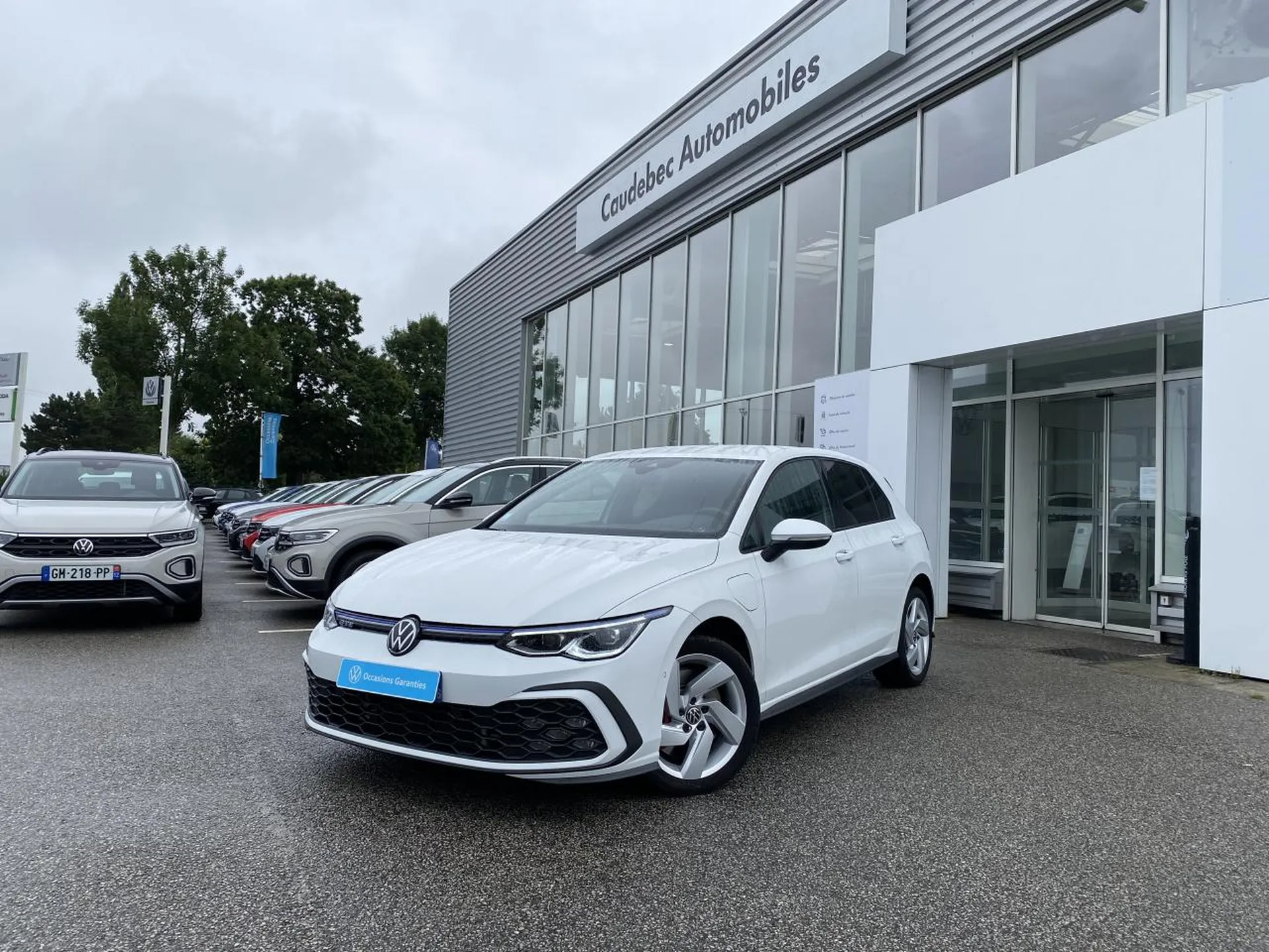 Volkswagen Golf GTE d'occasion à vendre près du Havre : Hybride Rechargeable performante disponible chez votre concessionnaire normand