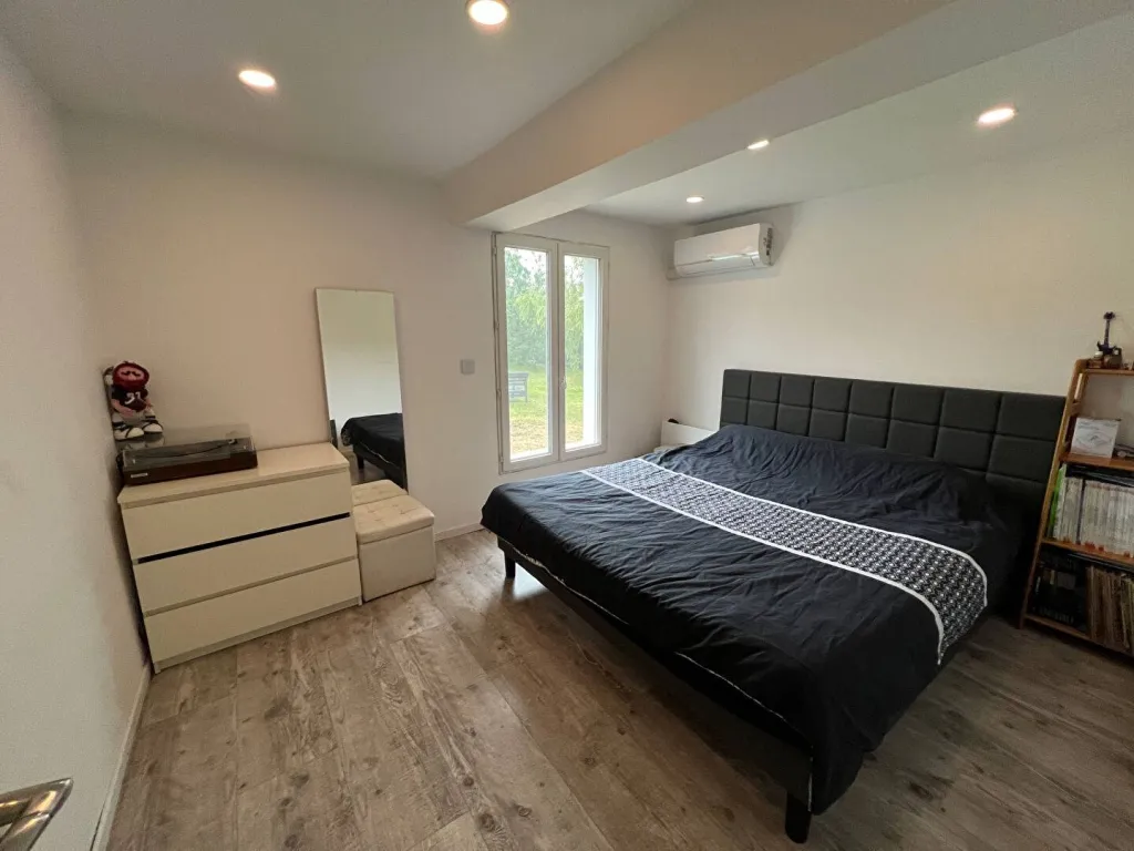 A SAISIR MAISON DE 147 m2 EDIFIÉE SUR 1300 M² DE JARDIN SUR LA COMMUNE DE LA HARENGERE 27370