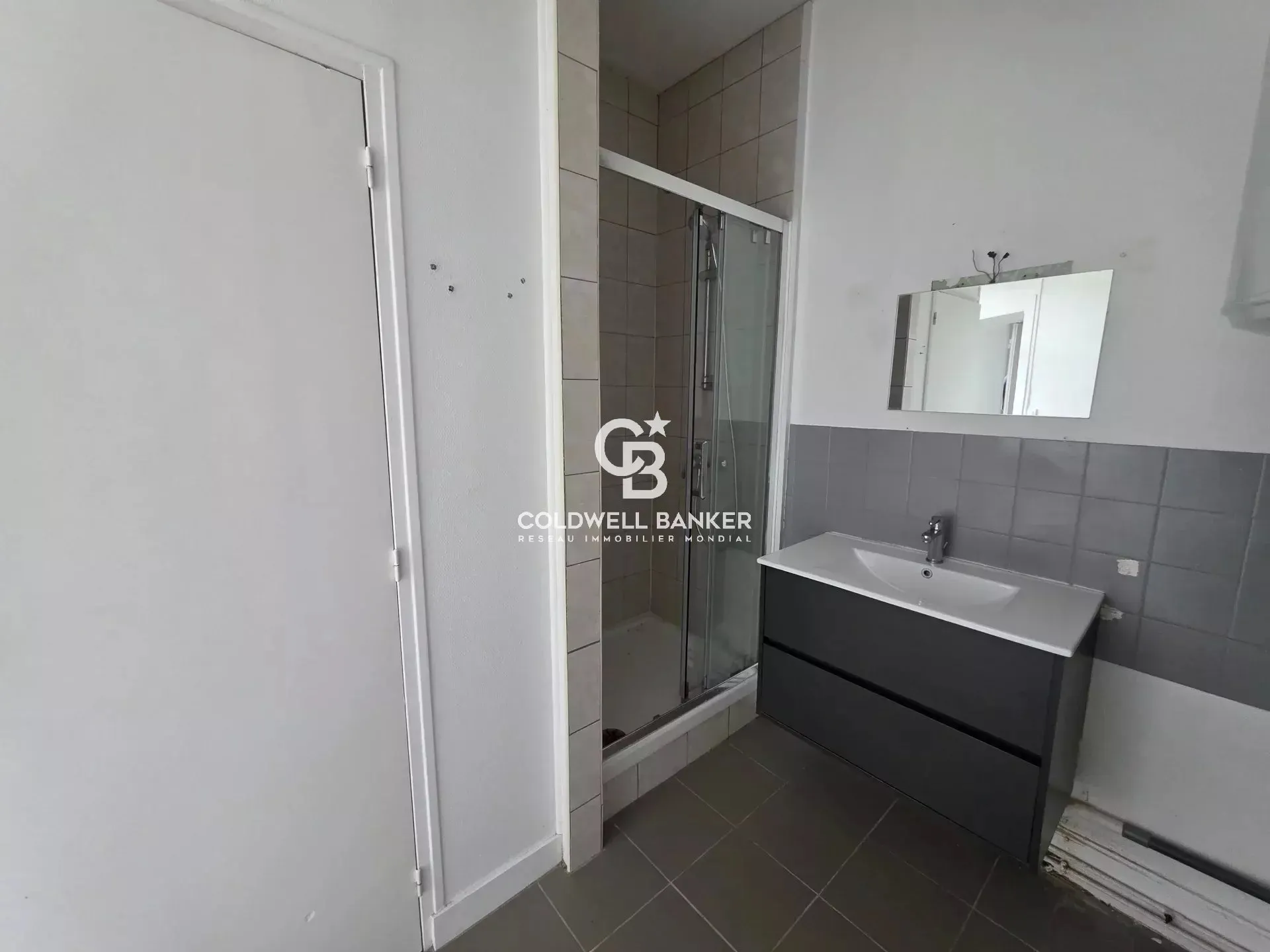 appartement T3 à vendre proche gare Le Mans avec faibles charges et parquet ancien