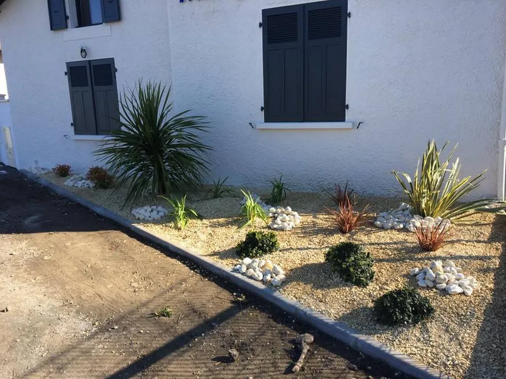 Création de jardin par un paysagiste à Mimizan Bourg
