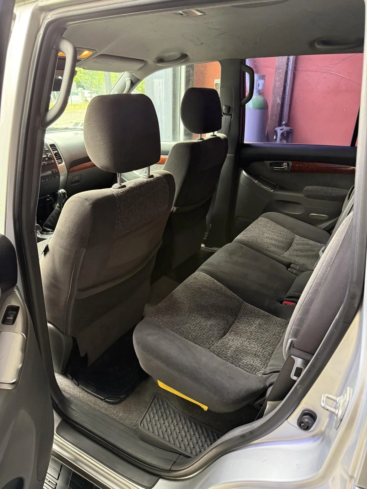 Nettoyage intérieur complet pour un 4x4 de chasseur à Andrézieux Bouthéon