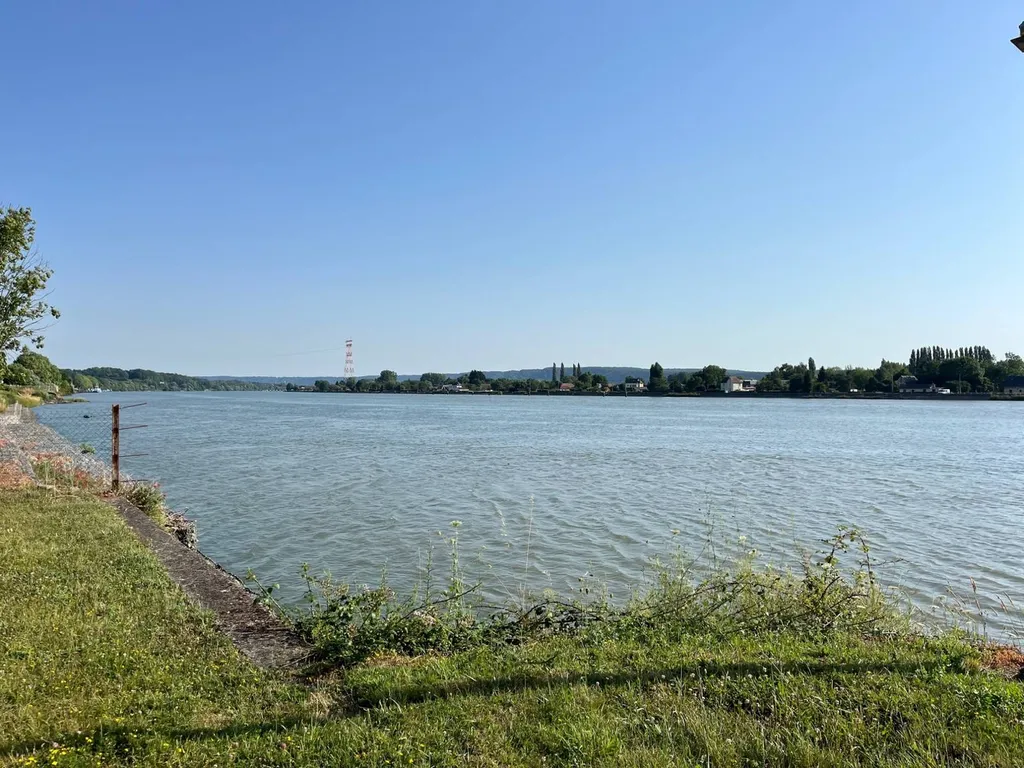 Parcelle à bâtir de 3500m² à vendre en bords de Seine - Rare à la vente !