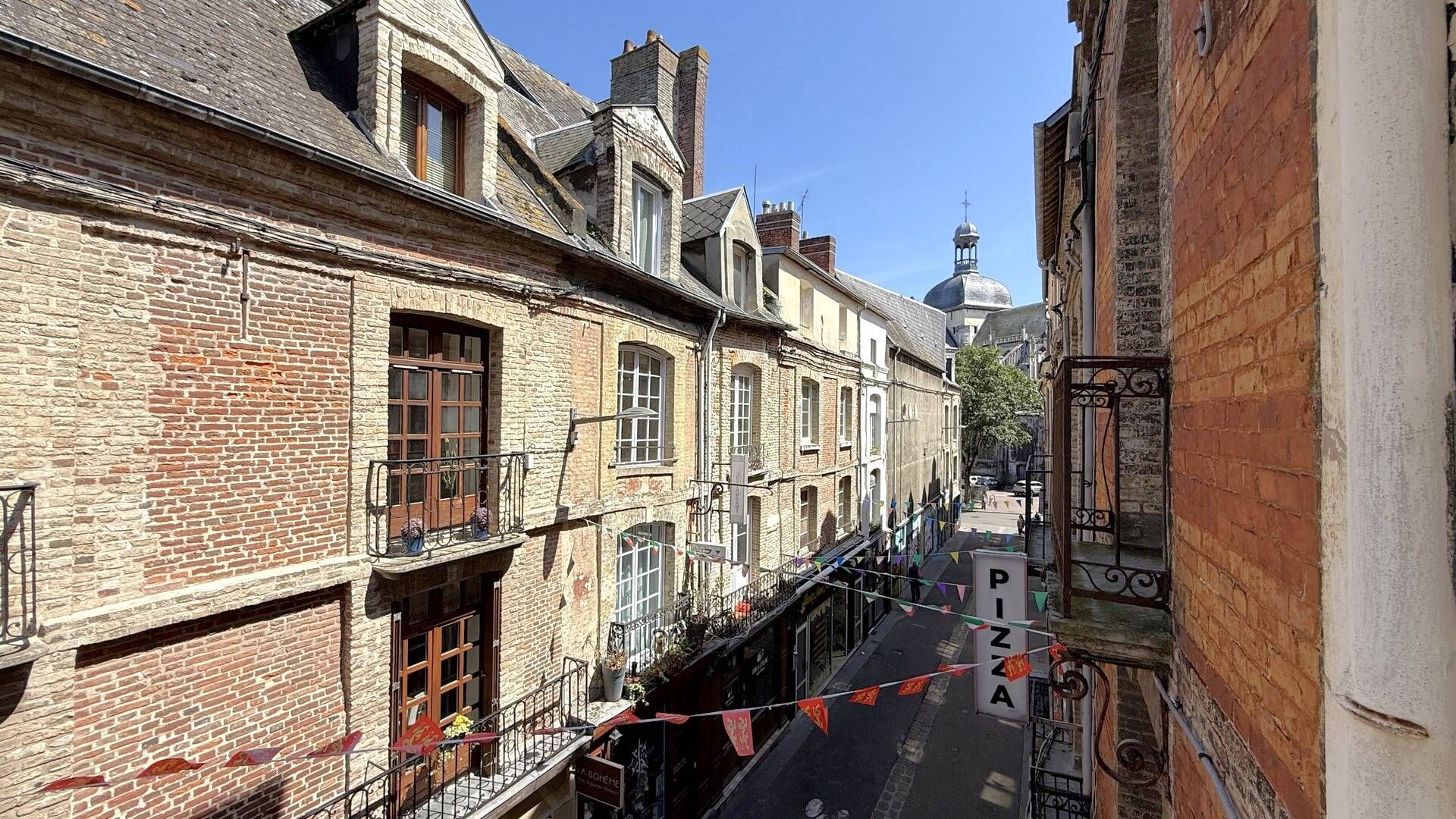 Vends studio en exclusivité, emplacement stratégique à Dieppe, idéal première acquisition.