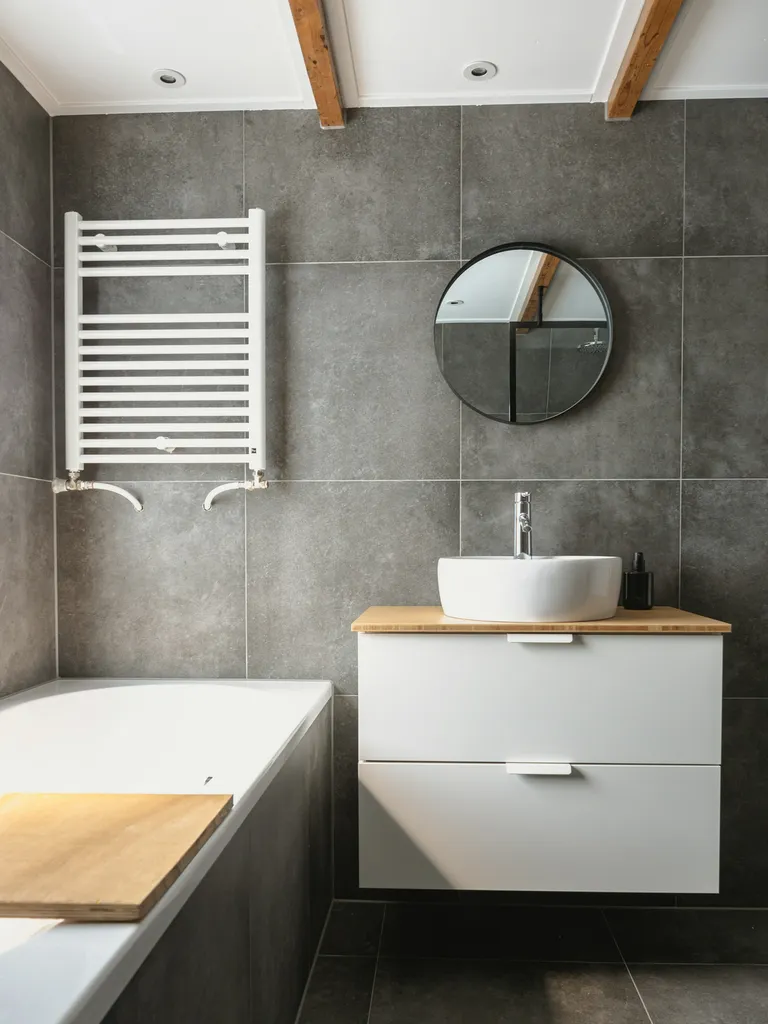 Rénovation complète de salle de bains et installation de climatisation à Draguignan pour les particuliers et professionnels du Var