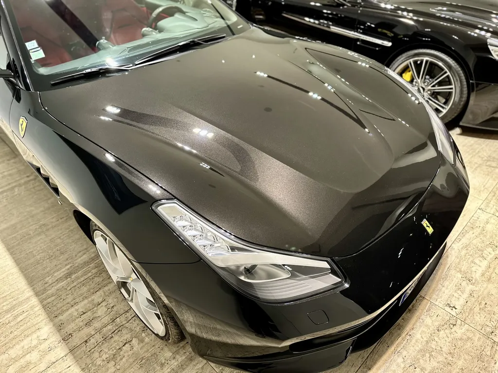 spécialiste du DETAILING sur Lyon de la protection PPF et du traitement céramique sur Ferrari 