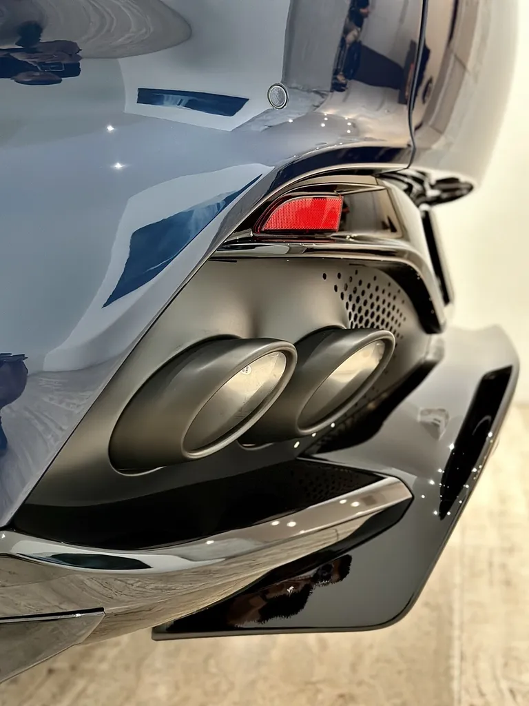 protection carrosserie traitement céramique film de protection PPF Lyon 6 Aston Martin DBX 707