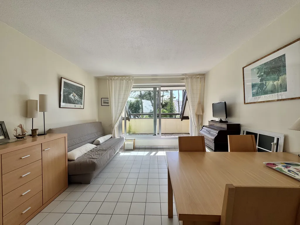2625 - Appartement T2 avec terrasse et parking