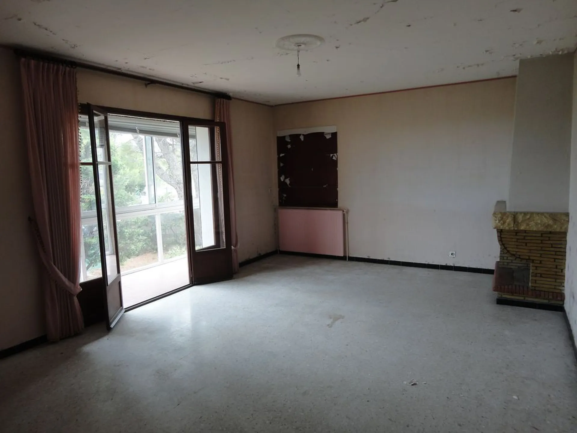 Carnoux en provence vente maison T4   T2