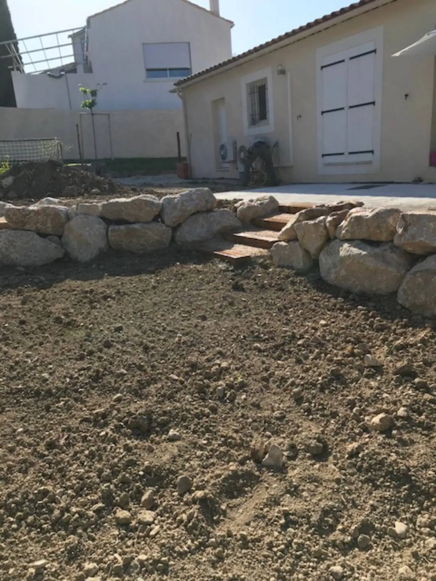 amenagement jardin devant terrasse Bouches du Rhone