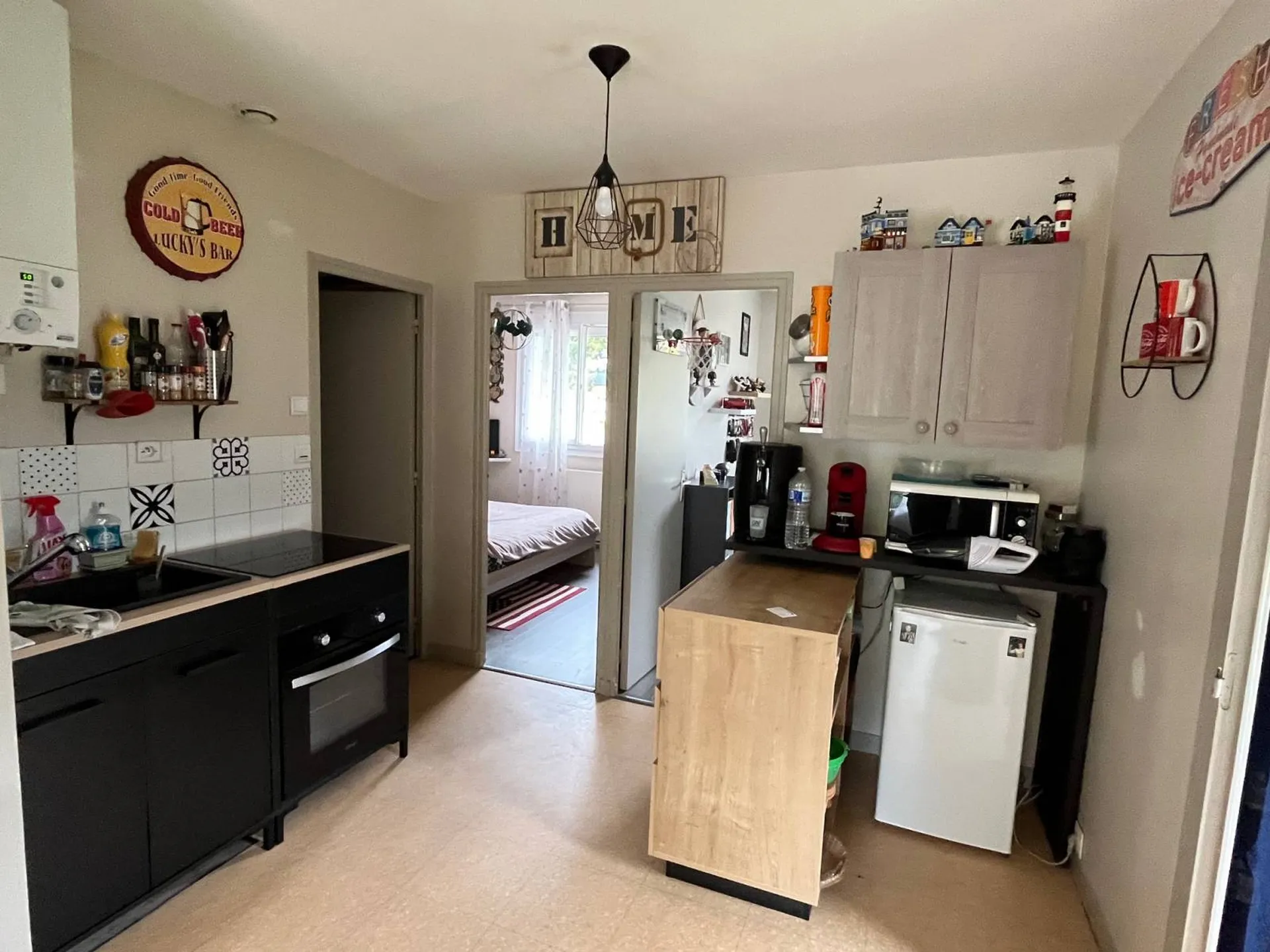 Spécial investisseurs ! - Immeuble à vendre à La Frenaye, bourg avec école et commerces