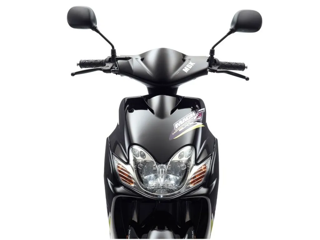 Scooter neuf MBK Mach G refroidissement liquide la seyne sur mer