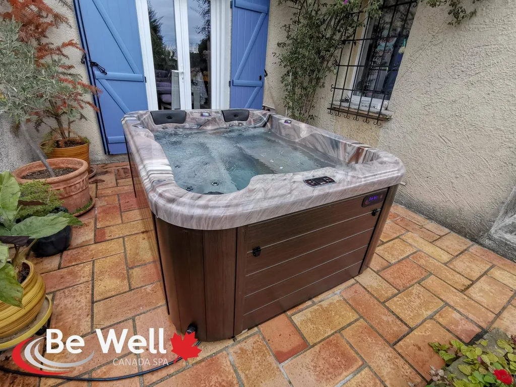 jacuzzi 3 places Sausset les pins