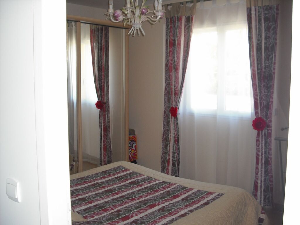 MAISON DE PLAIN-PIED ENTRE LIVAROT ET VIMOUTIERS