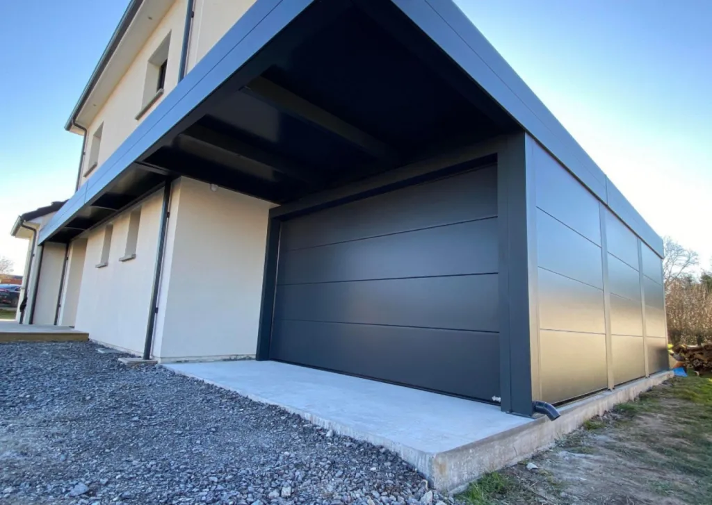 installation Carport et pool house aluminium avec possibilité de fermer les carports pour réaliser un garage  
Sur Le Havre 76 et ses alentours  
**DRM Rénovation**