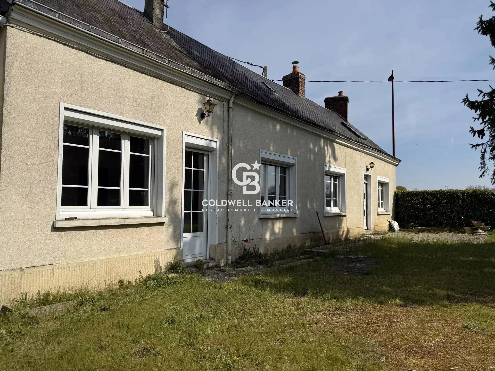 maison à rénover à vendre à Saint-Pavace
