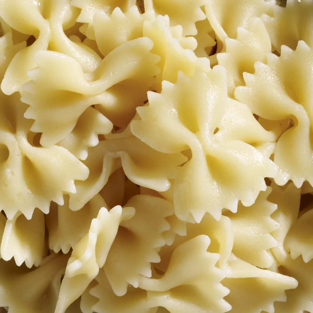 photographe pour l'industrie agroalimentaire close-up macro ingrédient pâtes farfalles