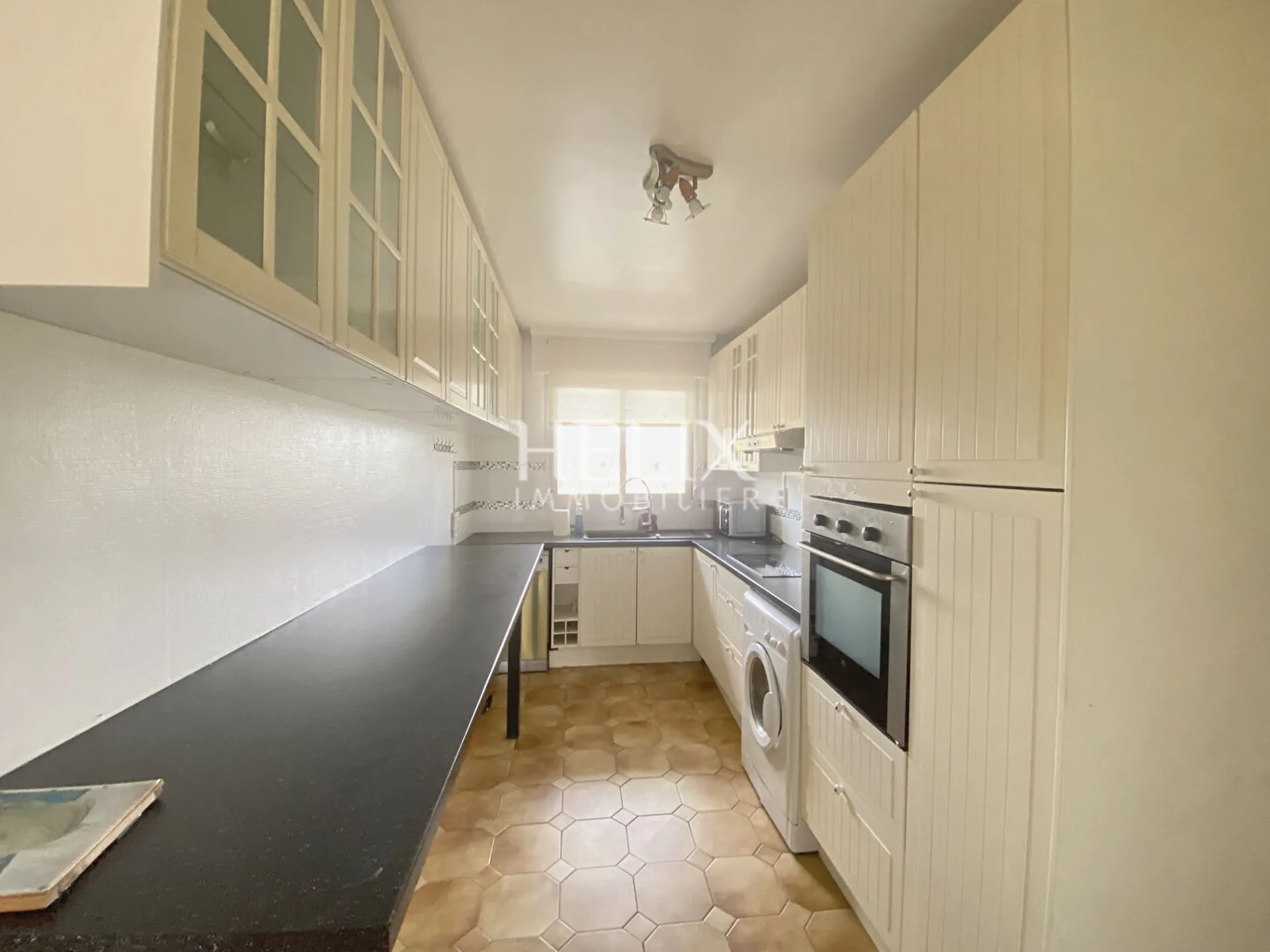 Le Pecq Mexique - Grand appartement familial avec balcons au deu, parking ,cave et vue sur la Seine