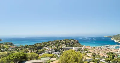 Vente fonds de commerce Cassis  dans le village à proximité du port