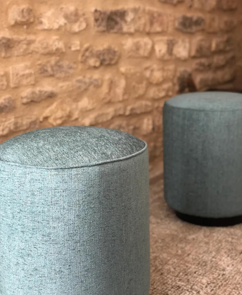 Pouf ilot Nobilis chez Sacha à Ménerbes