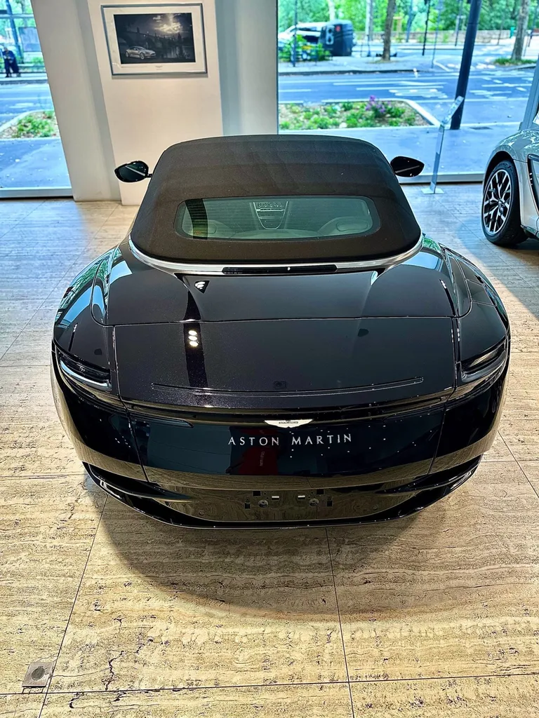 Centre de protection automobile centre de DETAILING protection céramique film de protection PPF Aston Martin LYon DB11 Volante