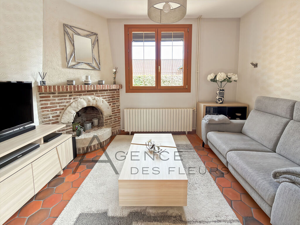 A vendre maison de 87m² sur 447m² de terrain sur la commune de SAINT AUBIN LES ELBEUF 76410