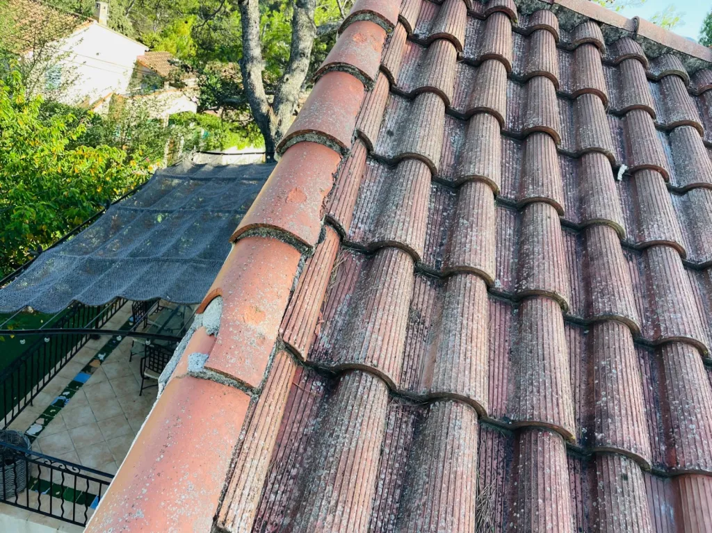 Rénovation d’une toiture de maison sur Bouc Bel Air 13320 près de Aix en Provence