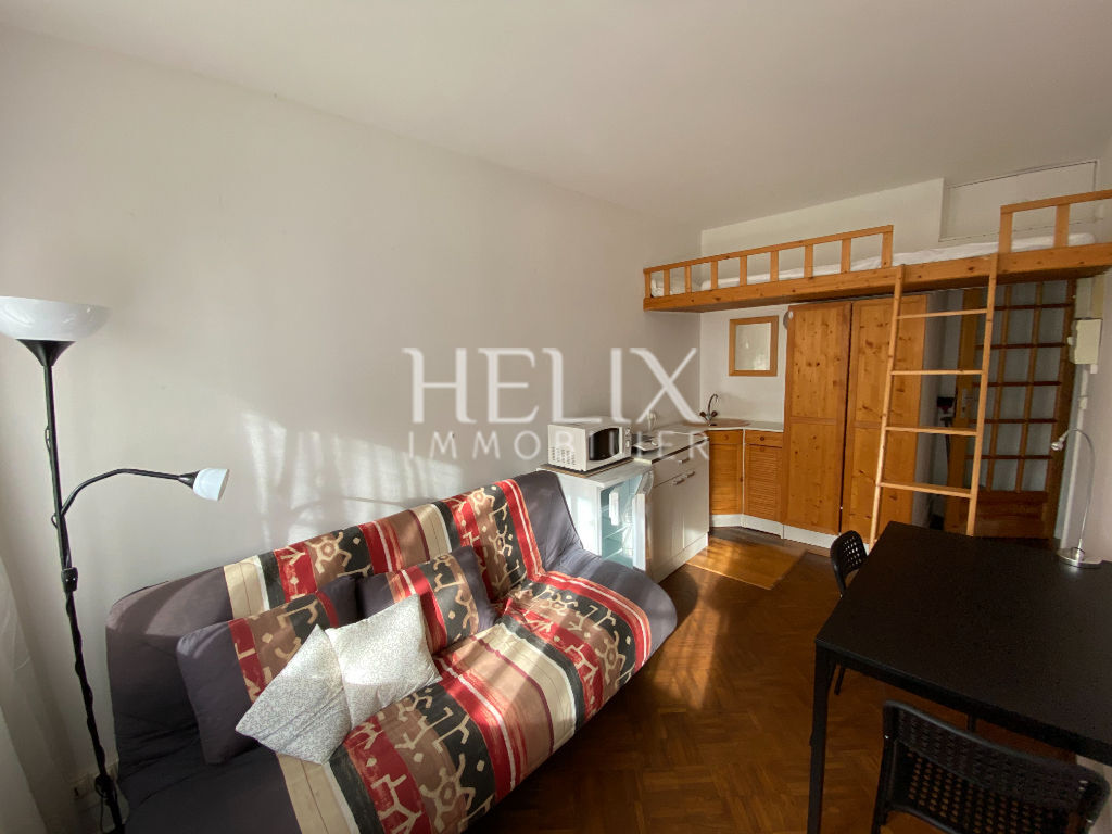 Le Pecq, Saint Wandrille. Studette avec bon rapport locatif