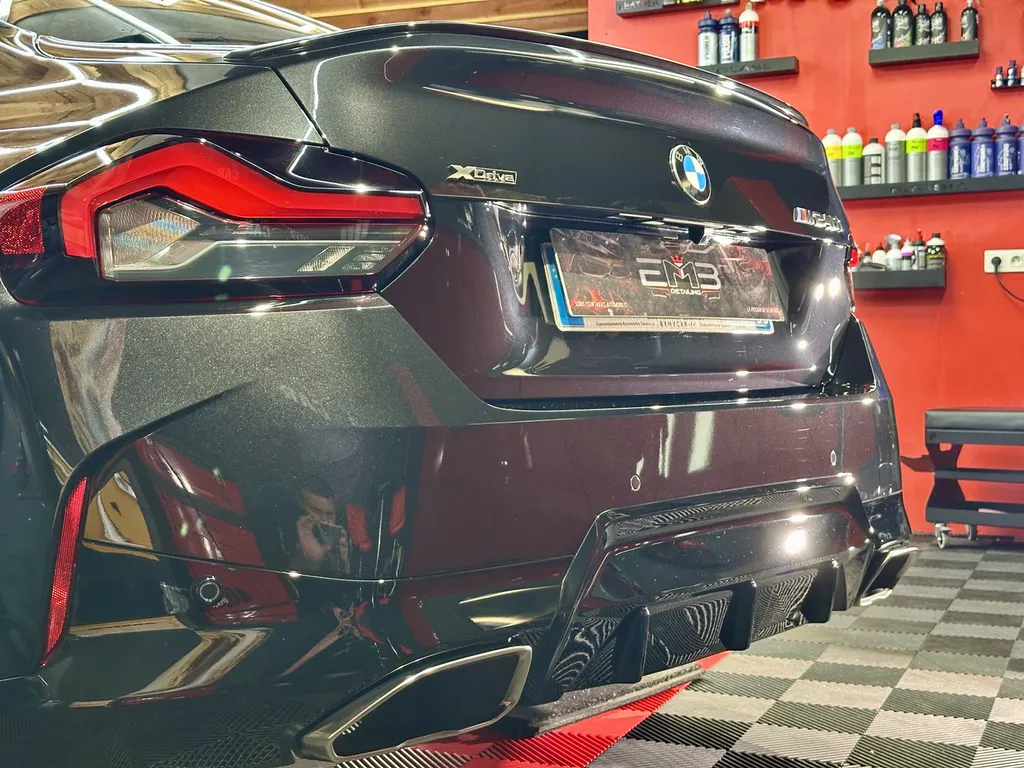 Detailing polissage protection carrosserie spécialiste BMW série 2 Brignais