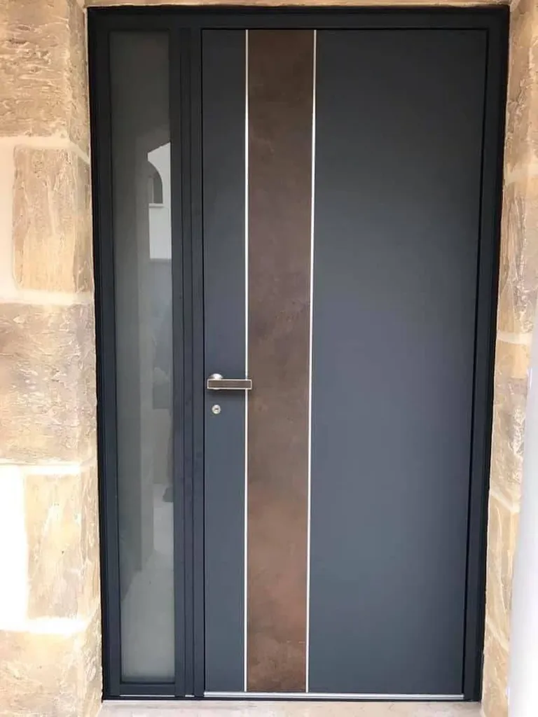 Pose porte d'entrée K line en aluminium à Vitrolles