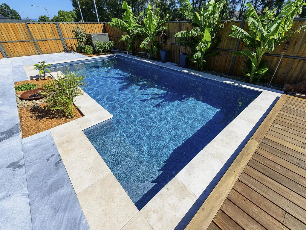 UNE PISCINE GRIS BLEU - MOSAÏQUE DOLERITE