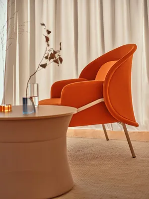 Fauteuil NESH design et ergonomique pour des espaces d’accueil professionnels et confortable dans toute la région PACA.