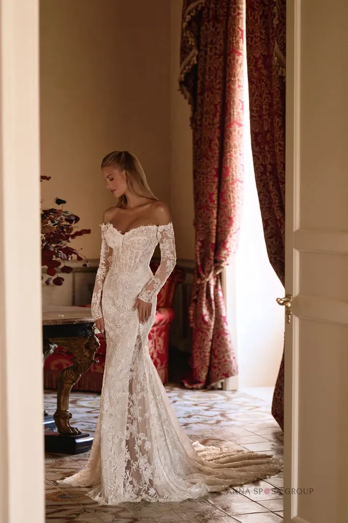 Robe de Mariée Sirène en Dentelle Chantilly Plan de campagne