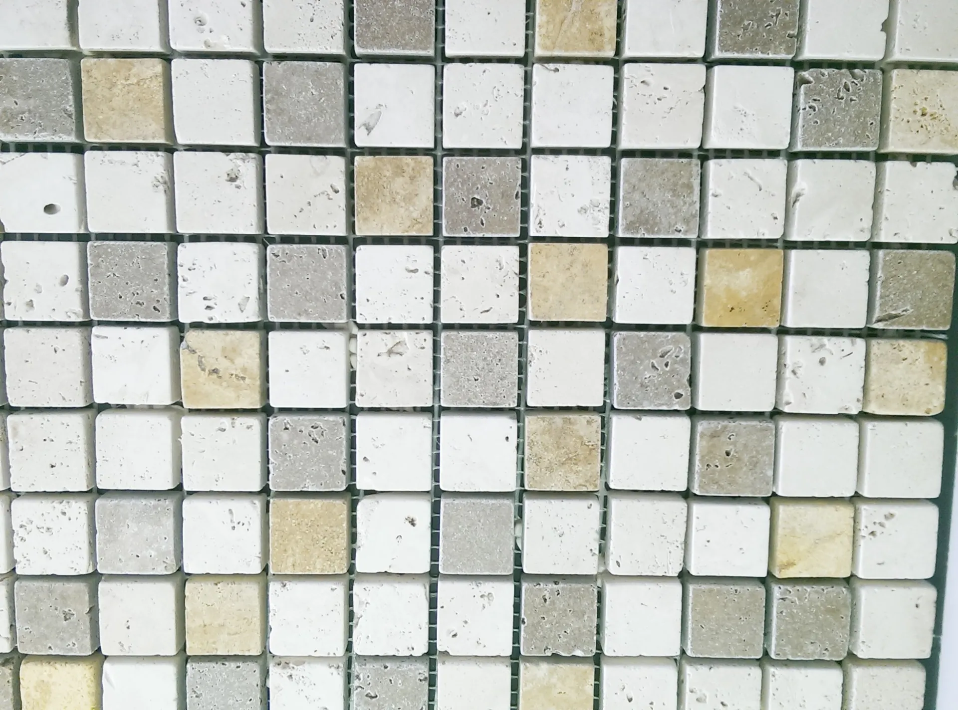 mosaique en pierre 5x5mix travertin beige et brun