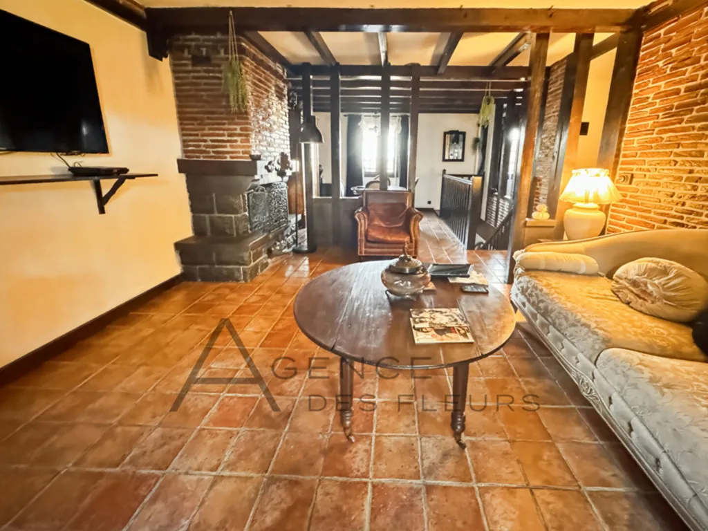 À vendre, joli pavillon de 1985 de 110 m² sur un terrain de 282 m² situé à Saint-Pierre-les-Elbeuf