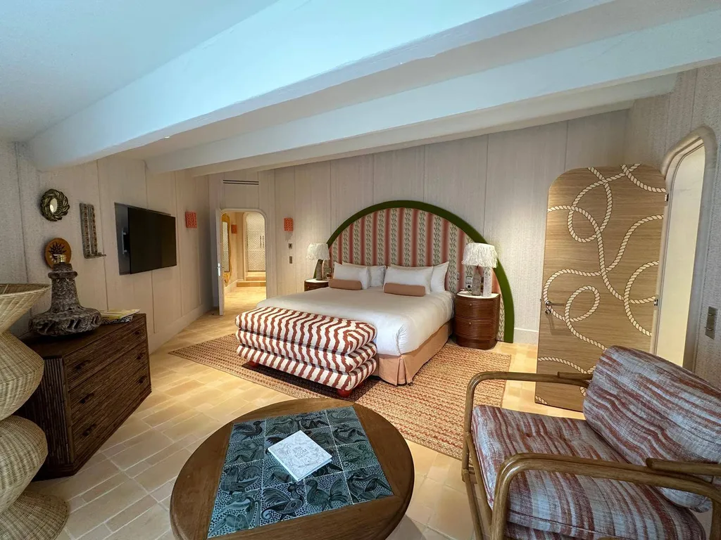 Rénovation de Hôtel 5 étoiles le BYBLOS à ST-TROPEZ 