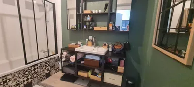 Appartement de type 3 en dernier étage dans résidence récente à Mérignac