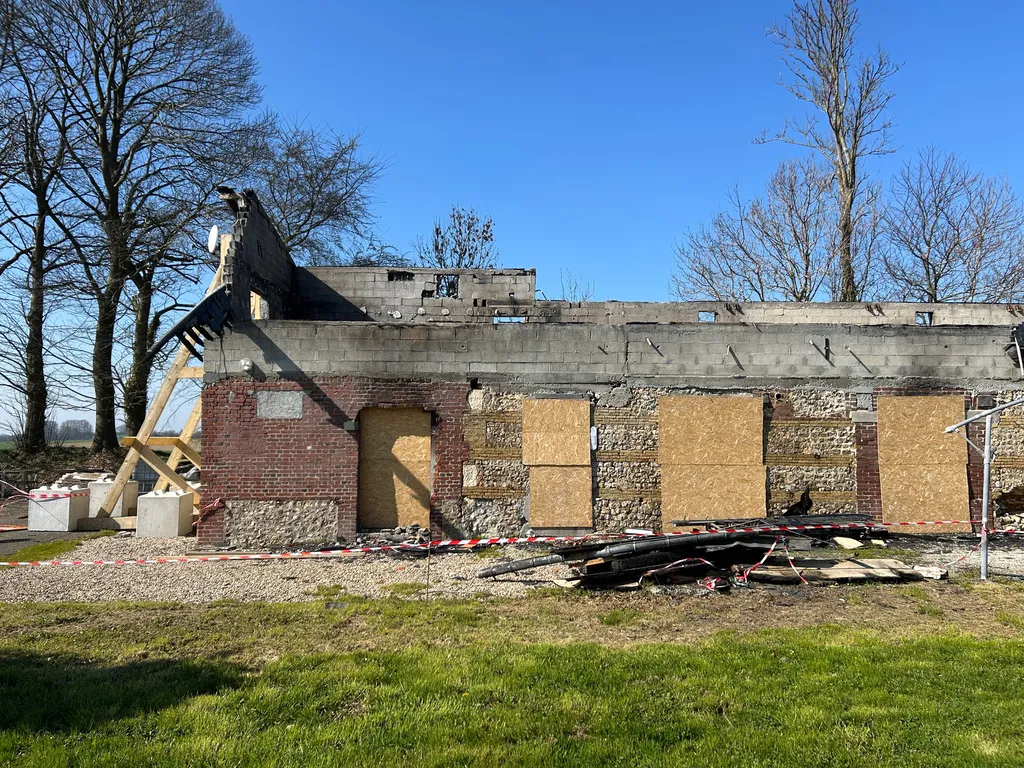 Maître d'œuvre après incendie secteur Le Havre : rénovation complète d'une maison sinistrée avec travaux tous corps d’état