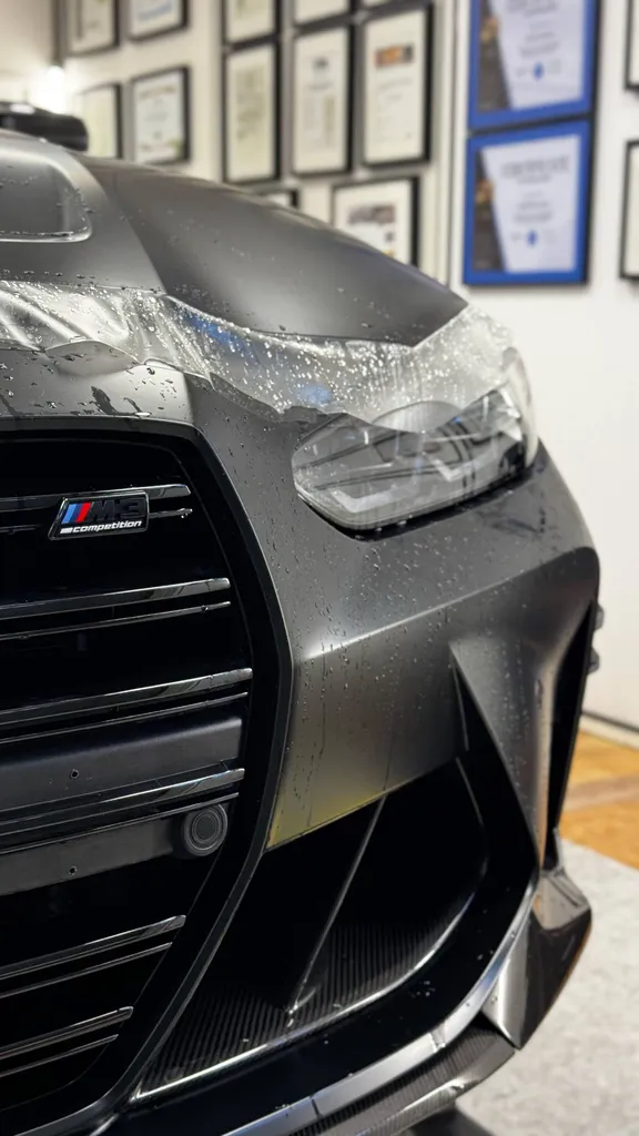 Pose de film PPF haut de gamme sur BMW à Lyon