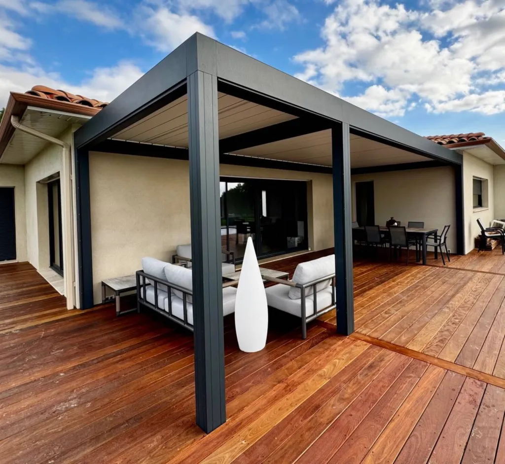 Installation de stores verticaux pour pergola bioclimatique à Salon-de-Provence