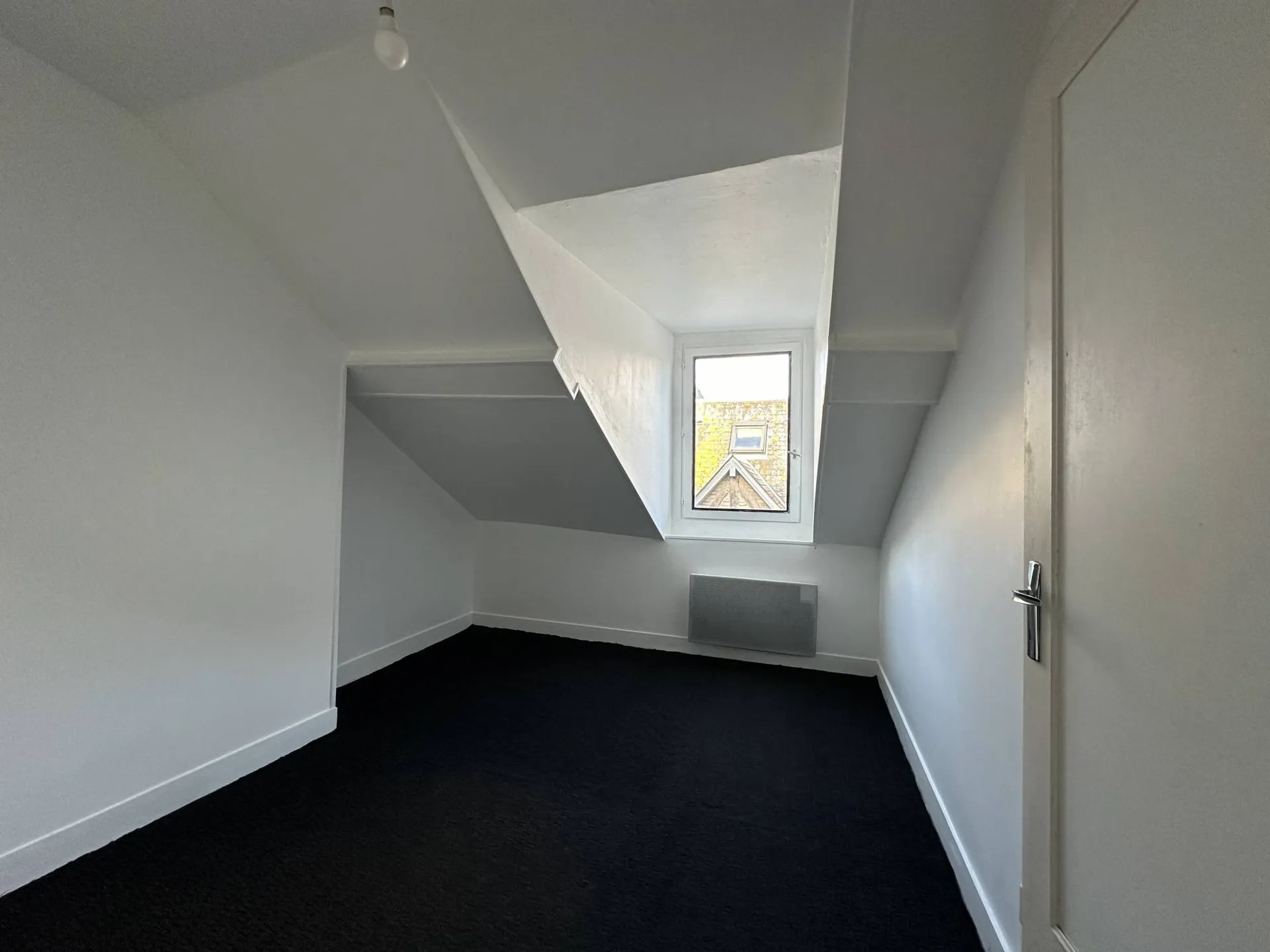 Vends appartement style duplex de 46m² en centre ville de Dieppe en Normandie.