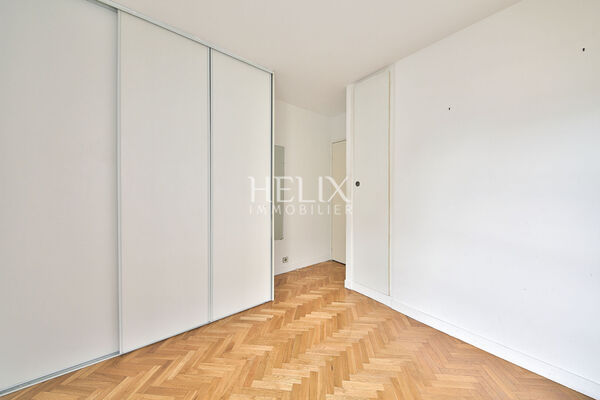 Quartier des Ursulines à Saint Germain en Laye appartement de 2 pièces avec ascenseur