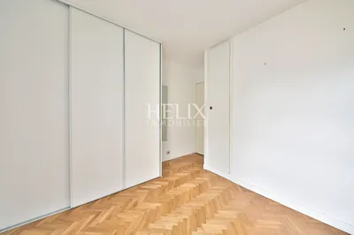 Quartier des Ursulines à Saint Germain en Laye appartement de 2 pièces avec ascenseur