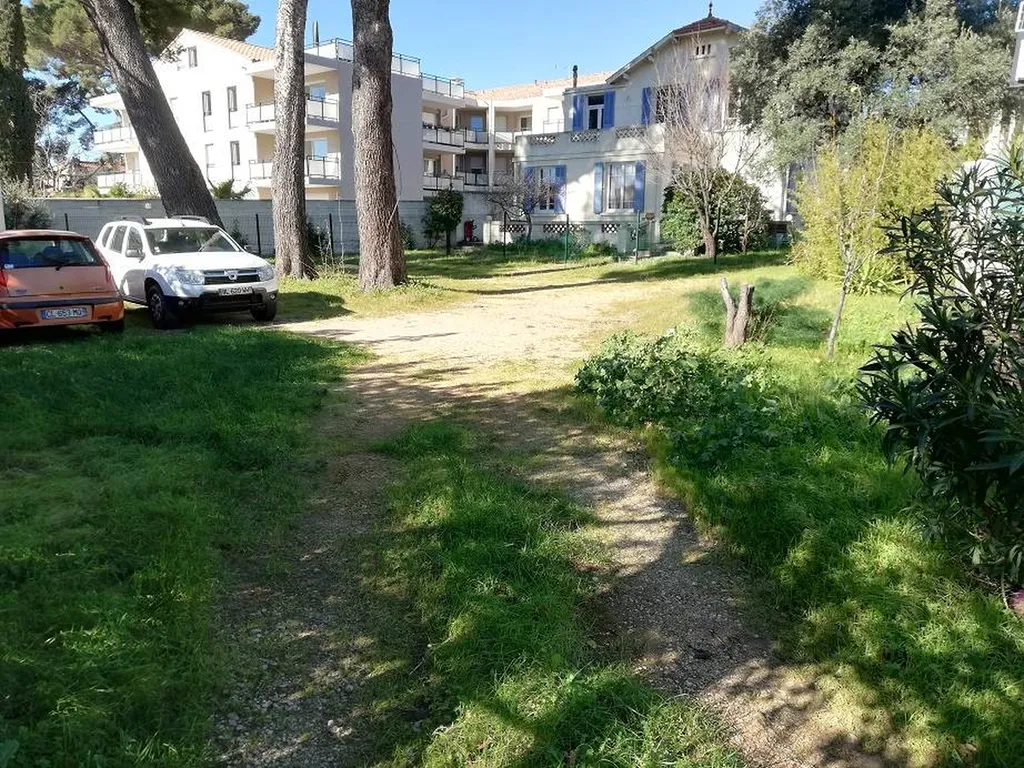 VENDU! Terrain de 420 m² à TOULON (VD005)